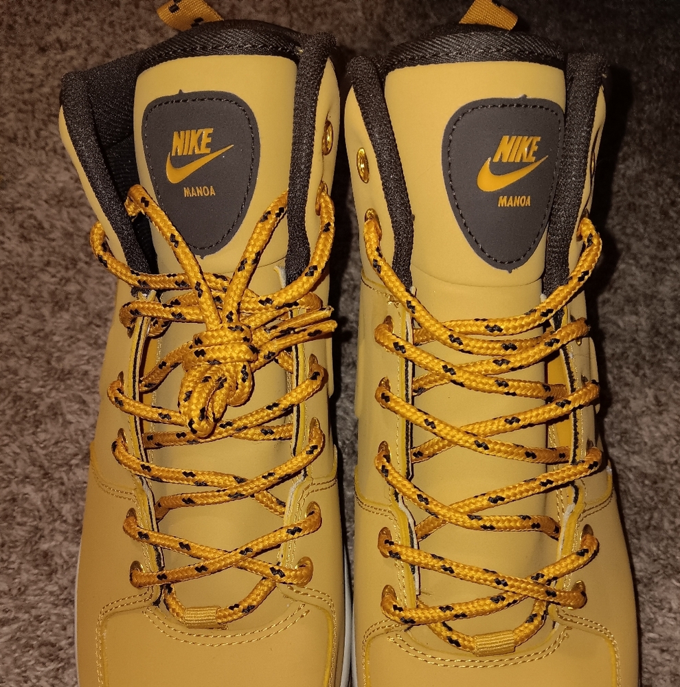 Nike Manoa Mustard Yellow Boots